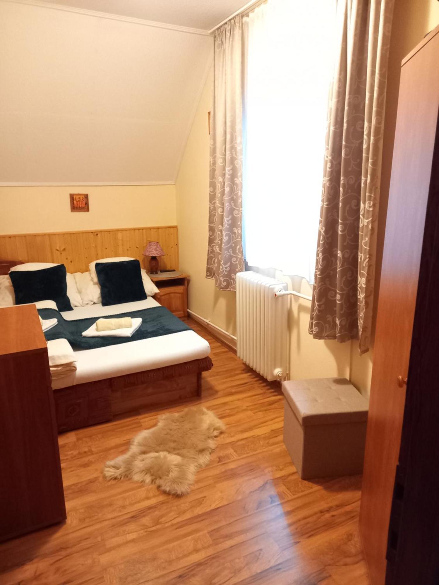 Harkány Alfa Apartman מראה חיצוני תמונה