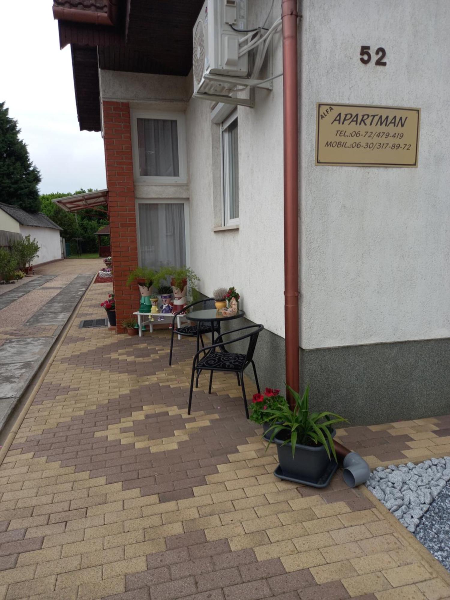 Harkány Alfa Apartman מראה חיצוני תמונה