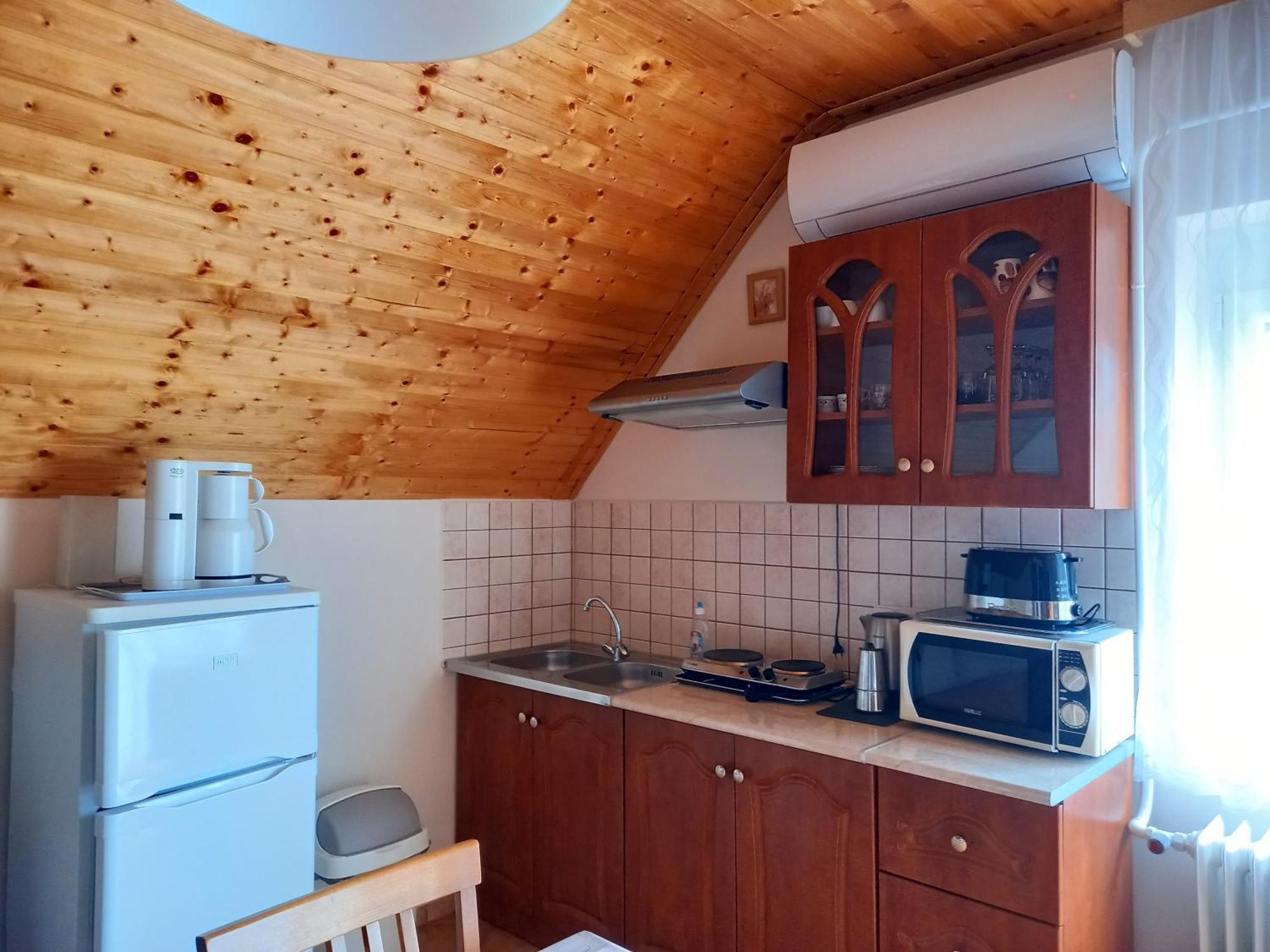 Harkány Alfa Apartman מראה חיצוני תמונה